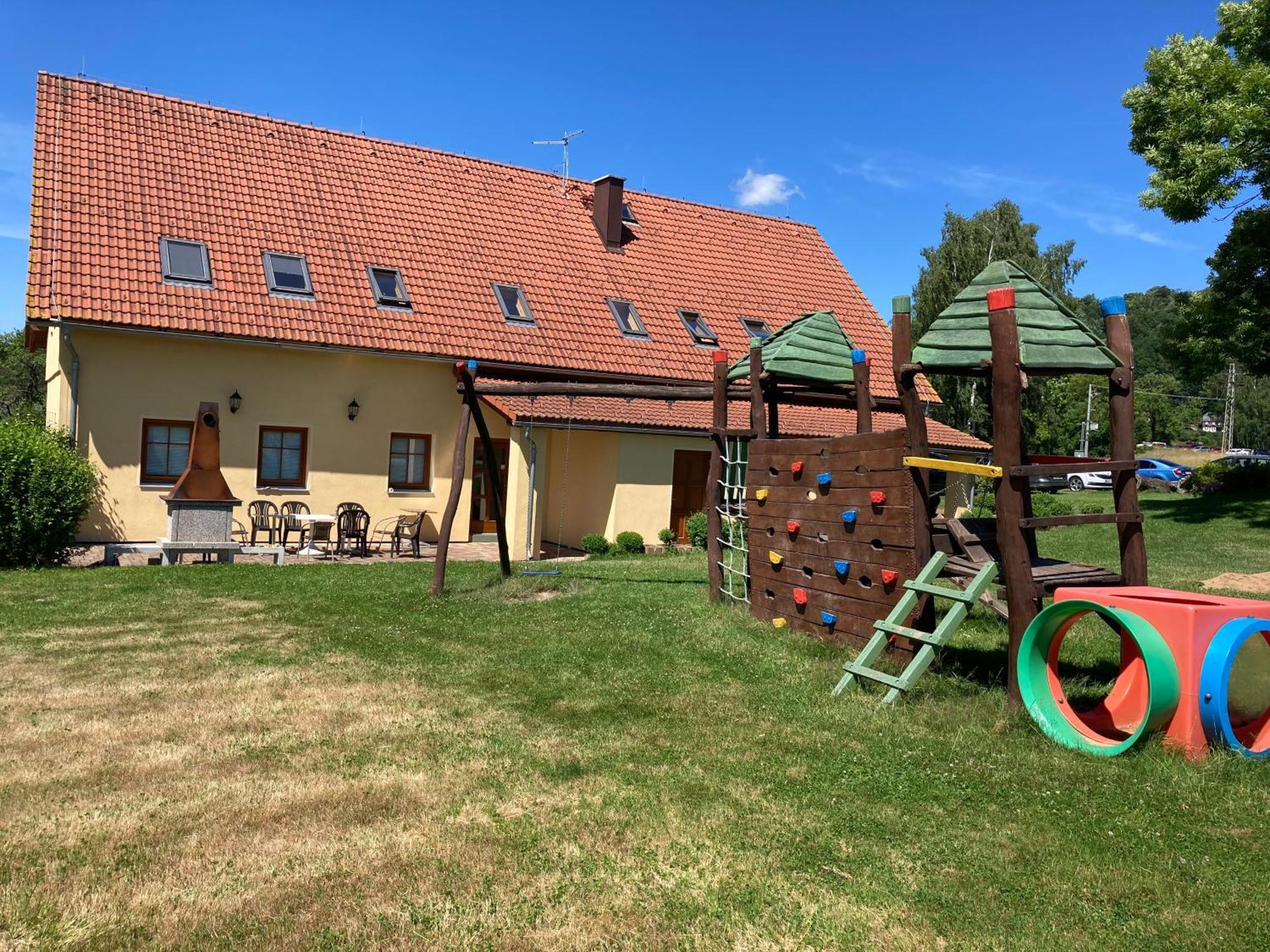 Pension Hofberg Jetřichovice エクステリア 写真