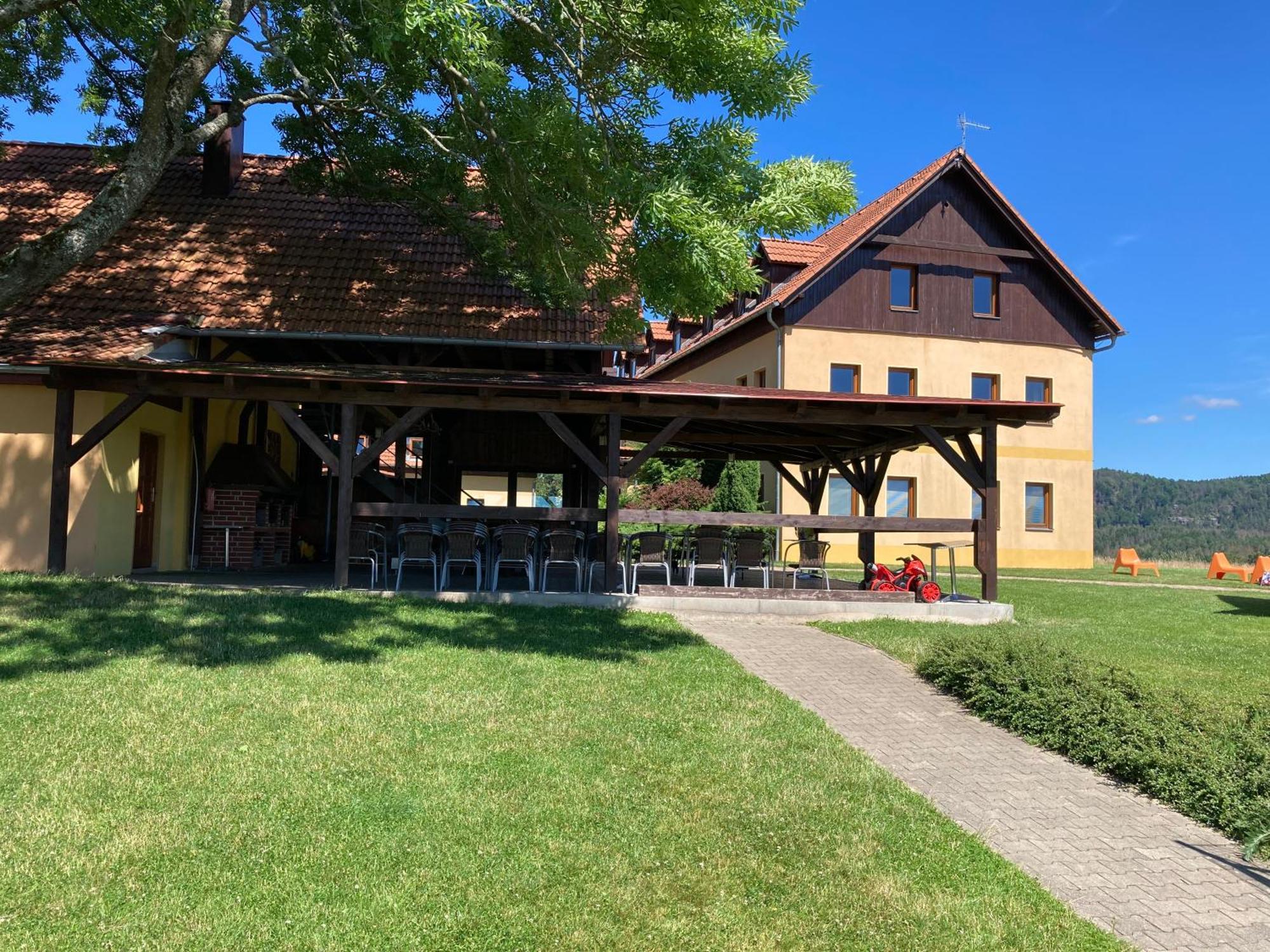 Pension Hofberg Jetřichovice エクステリア 写真